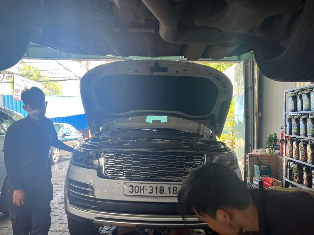 Dịch vụ sửa chữa xe Land Rover uy tín tại TPHCM